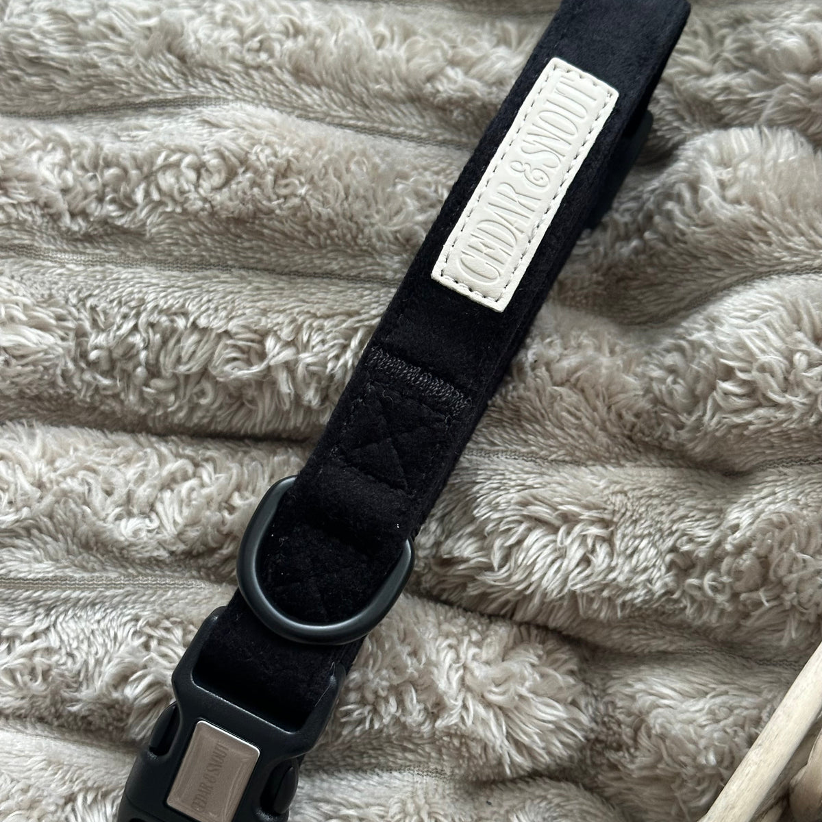 Cabin Dog Collar - Onyx